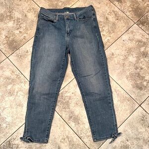 Cropped Levi’s with Bows